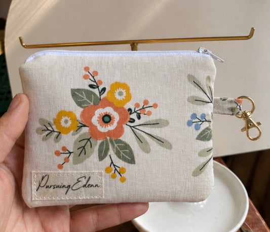 Mini Zipper Pouch or Button Wallet | Handmade Coin Purse |
Floral & Neutral Card Holder